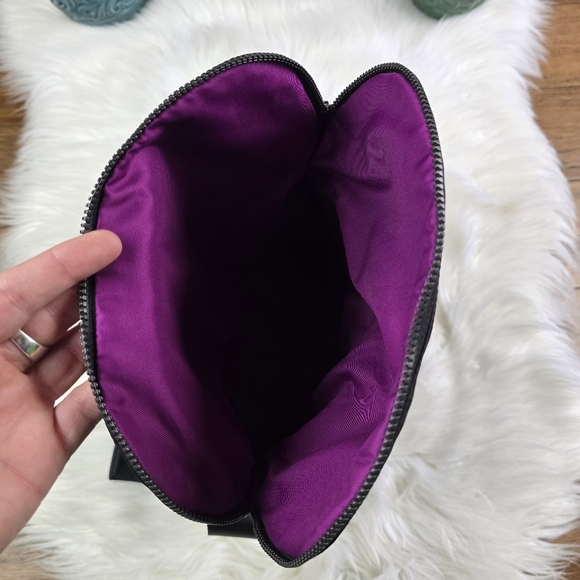 Lululemon crossbody bag - Picture 9 of 12